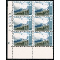 1971 "Ulster" Paintings 7½p. BROAD BAND 6mm from left edge. Cylinder block of six. SG 882c.